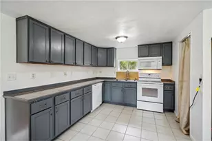 7527 Newton Ave N, Brooklyn Park, MN 55444 - Photo 6