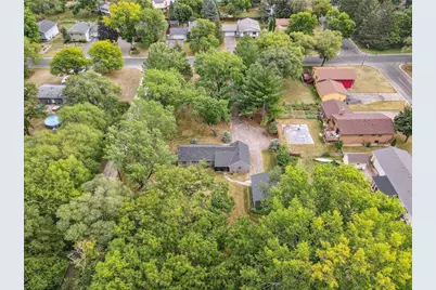 7527 Newton Avenue N, Brooklyn Park, MN 55444 - Photo 14
