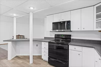 132 Demont Avenue E #136, Little Canada, MN 55117 - Photo 8