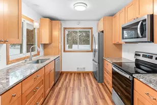 4728 W 70th St, Edina, MN 55435 - Photo 8