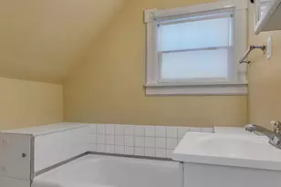 204 Wilson Ave NE, Saint Cloud, MN 56304 - Photo 18