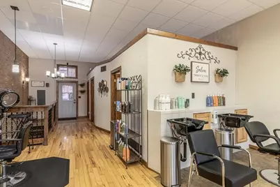 25 S Park Avenue, Le Center, MN 56057 - Photo 12