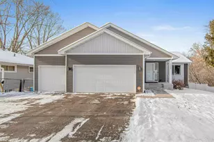 3255 Indiana Ave N, Robbinsdale, MN 55422 - Photo 2