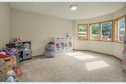 533 1st Avenue S, South Saint Paul, MN 55075 - Photo 12