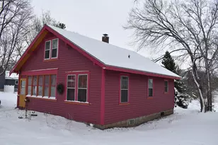 219 W Bancroft Ave, Fergus Falls, MN 56537 - Photo 1