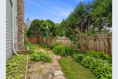 4584 Lake Court, White Bear Lake, MN 55110 - Photo 4