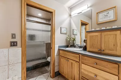 4584 Lake Court, White Bear Lake, MN 55110 - Photo 18