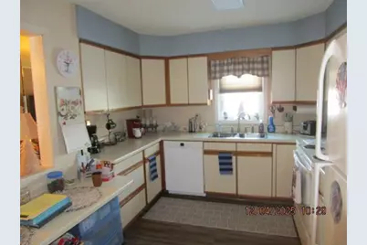 1429 16th Avenue N, Wahpeton,  58075 - Photo 6