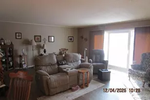 1429 16th Ave N, Wahpeton,  58075 - Photo 2