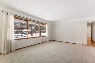 4832 Maryland Ave N, Crystal, MN 55428 - Photo 12