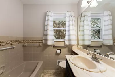 4832 Maryland Avenue N, Crystal, MN 55428 - Photo 22