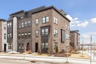 850 Mount Curve Blvd, Saint Paul, MN 55116 - Photo 2