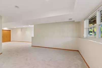 2137 Albemarle Court N, Roseville, MN 55113 - Photo 34