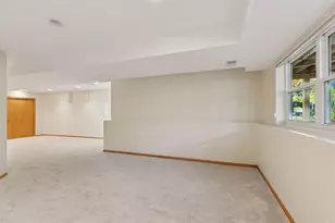 2137 Albemarle Ct N, Roseville, MN 55113 - Photo 34