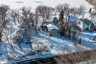 4435 N Shore Dr, Orono, MN 55364 - Photo 4