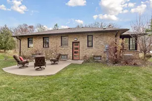 1325 Spring Valley Rd, Golden Valley, MN 55422 - Photo 34