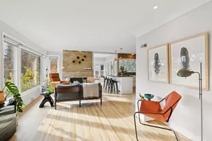 1325 Spring Valley Rd, Golden Valley, MN 55422 - Photo 12