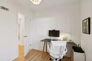 1325 Spring Valley Rd, Golden Valley, MN 55422 - Photo 32