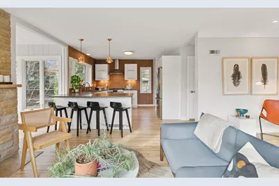 1325 Spring Valley Road, Golden Valley, MN 55422 - Photo 16