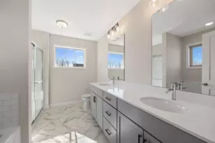 17961 Hidden Creek Trl, Lakeville, MN 55044 - Photo 24