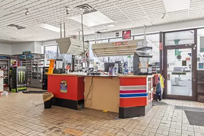 304 E College Drive, Marshall, MN 56258 - Photo 28