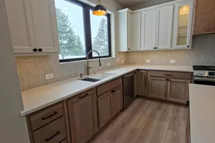 3611 Edgerton St, Vadnais Heights, MN 55127 - Photo 4