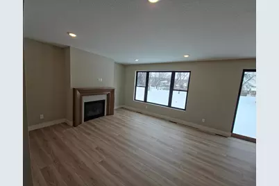 3611 Edgerton Street, Vadnais Heights, MN 55127 - Photo 8