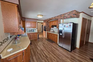 306 S Burr Oak St, Rushford, MN 55971 - Photo 10