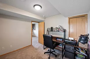 20060 Heritage Dr, Lakeville, MN 55044 - Photo 16