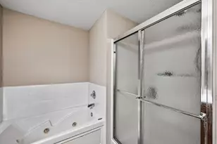 20060 Heritage Dr, Lakeville, MN 55044 - Photo 8