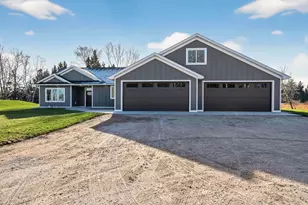 18986 Jackson St NE, East Bethel, MN 55011 - Photo 2