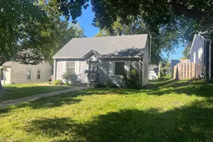 1806 Cleveland St NE, Minneapolis, MN 55418 - Photo 2