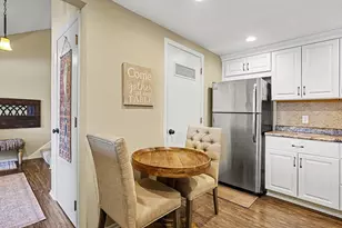 8940 Neill Lake Rd, Eden Prairie, MN 55347 - Photo 12