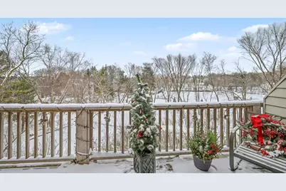 8940 Neill Lake Road #132, Eden Prairie, MN 55347 - Photo 2