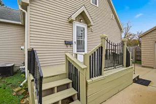 1403 11th Ave NW, Austin, MN 55912 - Photo 6