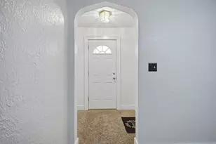 1403 11th Ave NW, Austin, MN 55912 - Photo 12