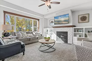 1604 Spruce St, Farmington, MN 55024 - Photo 2