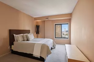 1235 Yale Pl, Minneapolis, MN 55403 - Photo 32