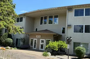 10301 Cedar Lake Rd, Hopkins, MN 55305 - Photo 1