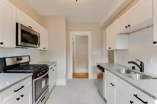 220 W 33rd St, Minneapolis, MN 55408 - Photo 38