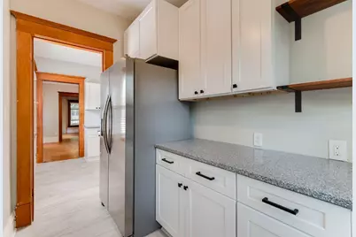 220 W 33rd Street, Minneapolis, MN 55408 - Photo 14