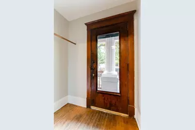 220 W 33rd Street, Minneapolis, MN 55408 - Photo 6