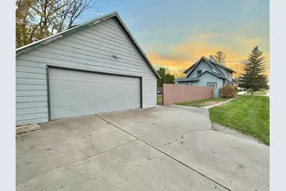 1201- 6th Street SW, Willmar, MN 56201 - Photo 2