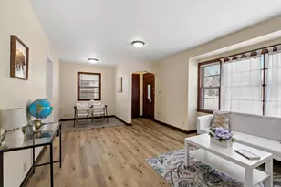 2032 Ames Ave, Saint Paul, MN 55119 - Photo 4