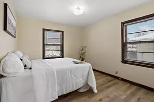 2032 Ames Ave, Saint Paul, MN 55119 - Photo 10