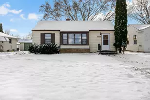 2032 Ames Ave, Saint Paul, MN 55119 - Photo 1