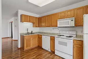 2732 Wagon Wheel Curve, Chaska, MN 55318 - Photo 8