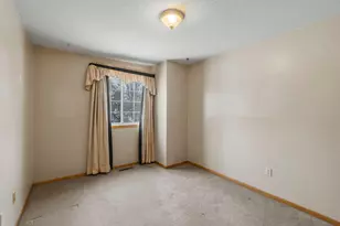 1770 Donegal Dr, Woodbury, MN 55125 - Photo 20