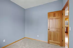 447 Theis Dr, Shakopee, MN 55379 - Photo 34