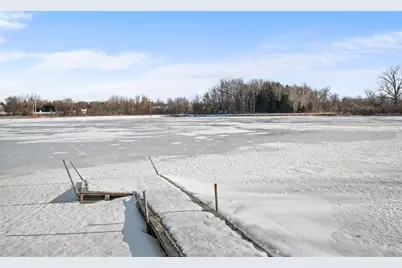 447 Theis Drive, Shakopee, MN 55379 - Photo 10